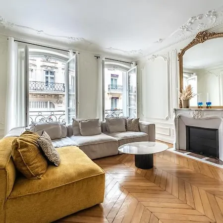Sublime Haussmannien Lägenhet *